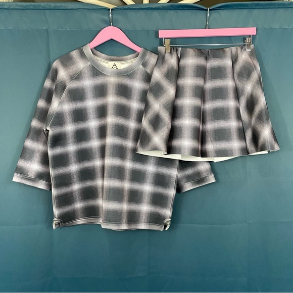 UNIF Havoc 2 Piece Plaid Scuba Neoprene Set - Picture 4 of 5